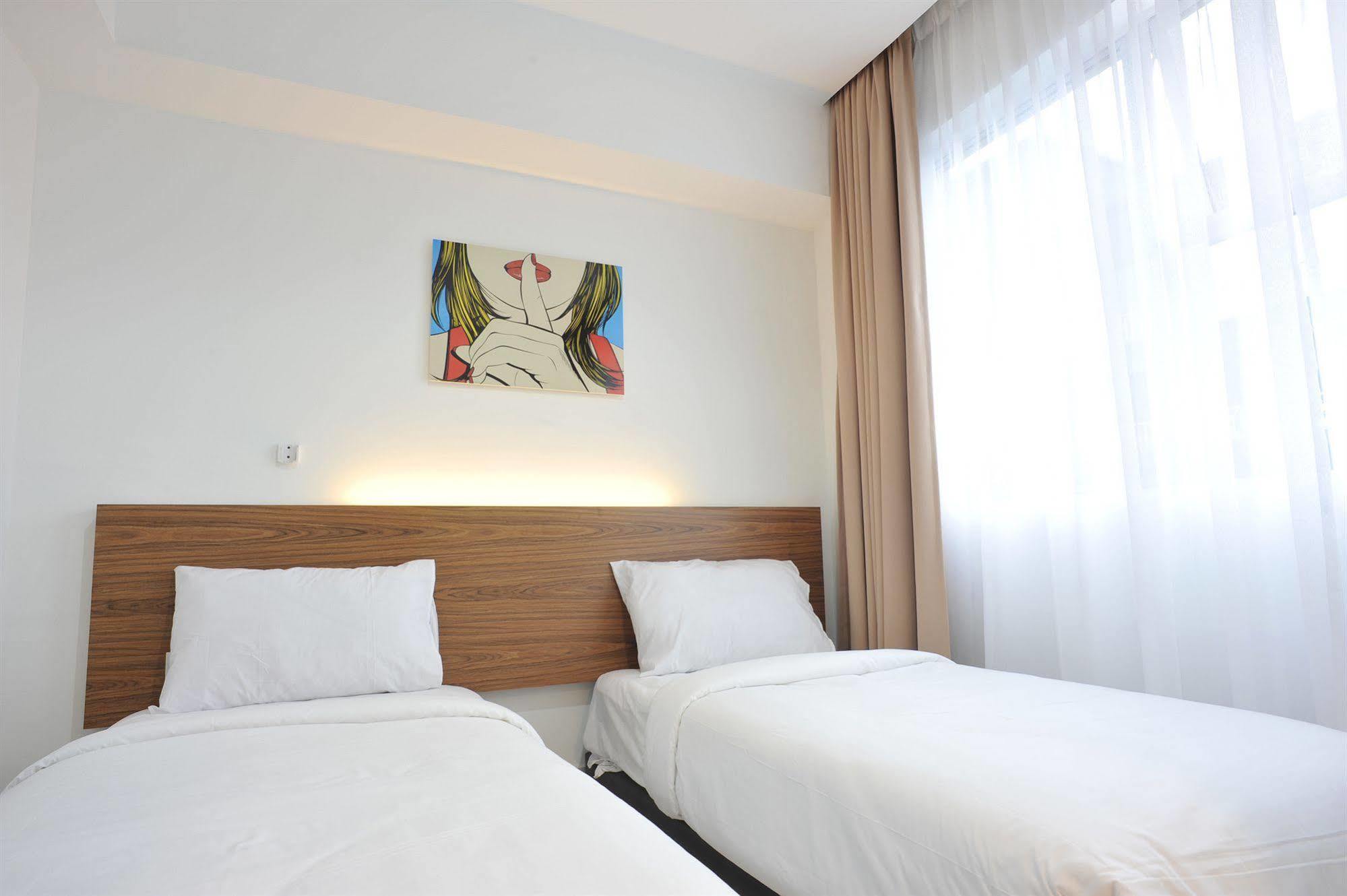 V Hotel Куала-Лумпур Экстерьер фото