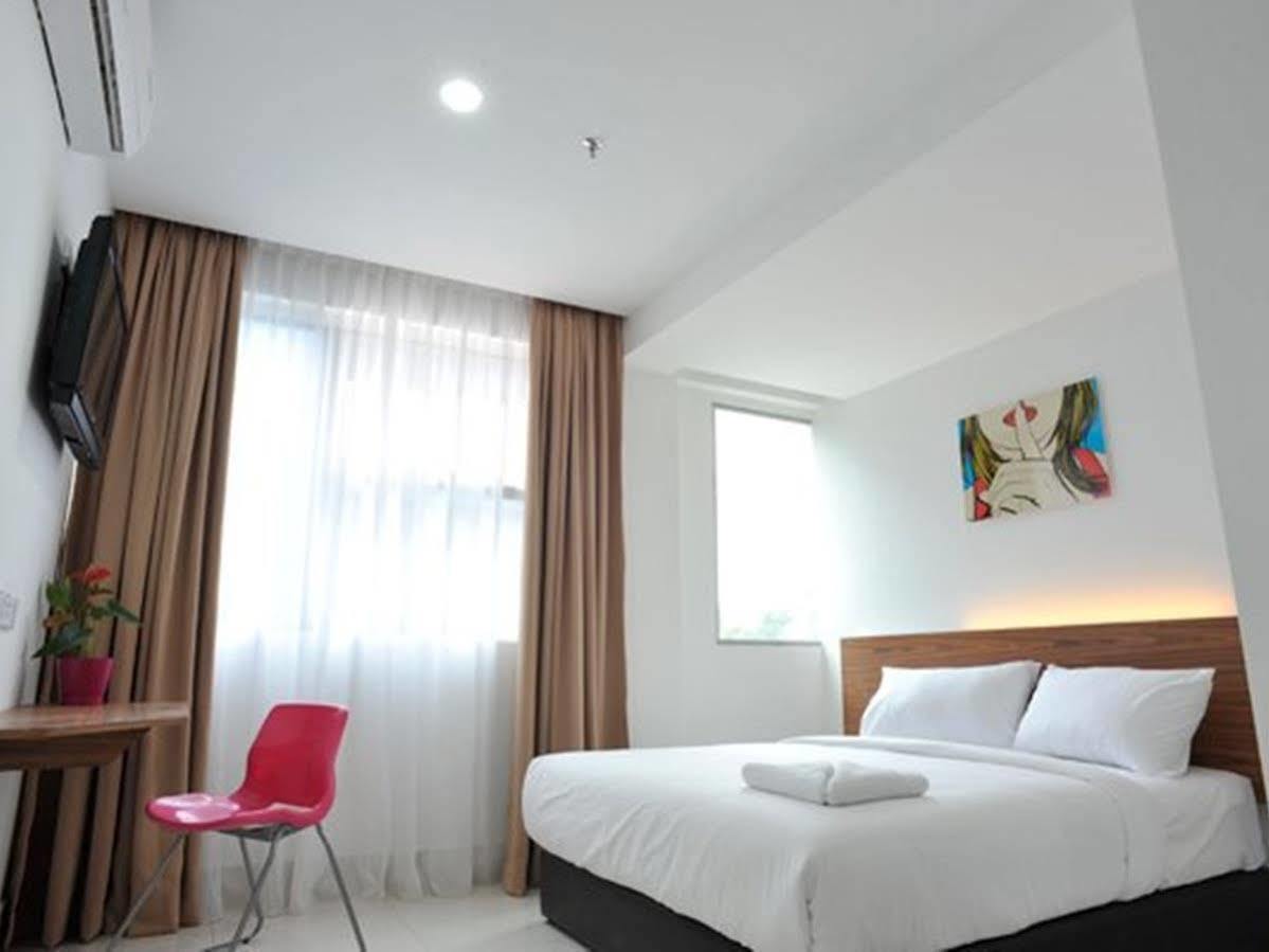 V Hotel Куала-Лумпур Экстерьер фото